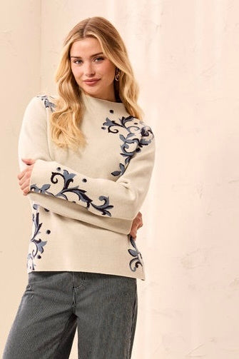 TRIBAL SWEATER